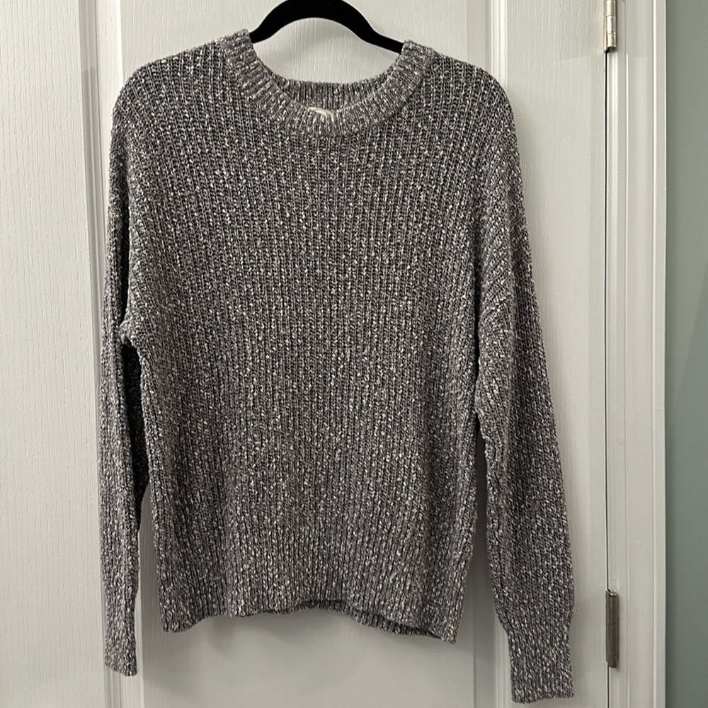 Universal Thread size large Chunky Weight Sweater variegated grey/cream/blue EUC
